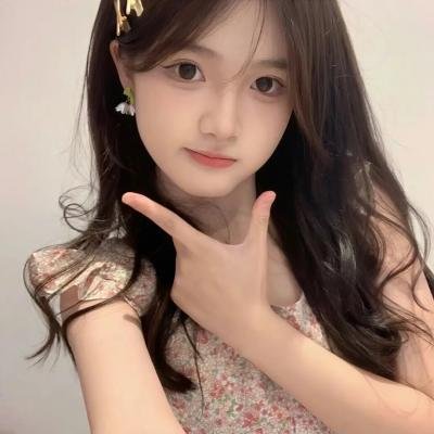 女跳水队员